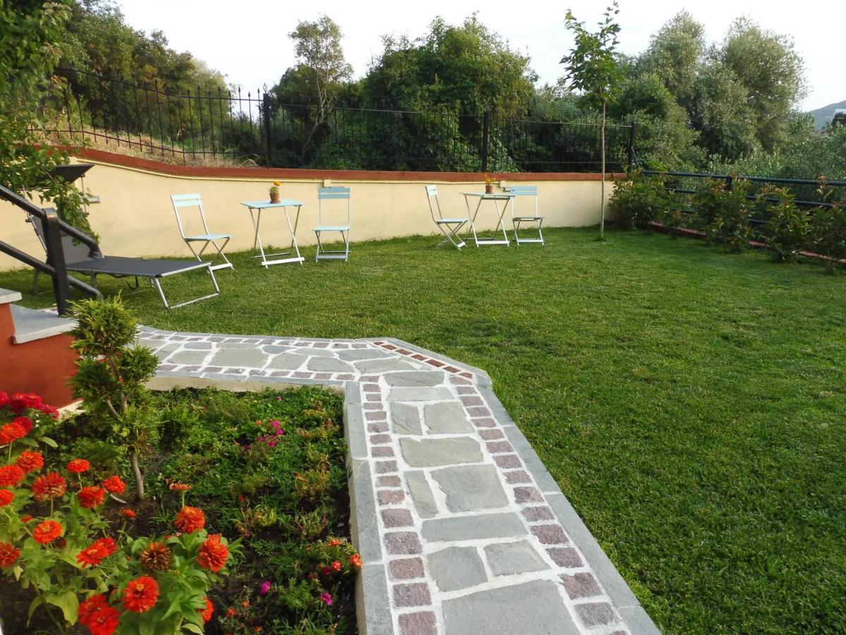 Helianthos Villa - Apartment No4 Palaiontsiflikion Exterior photo