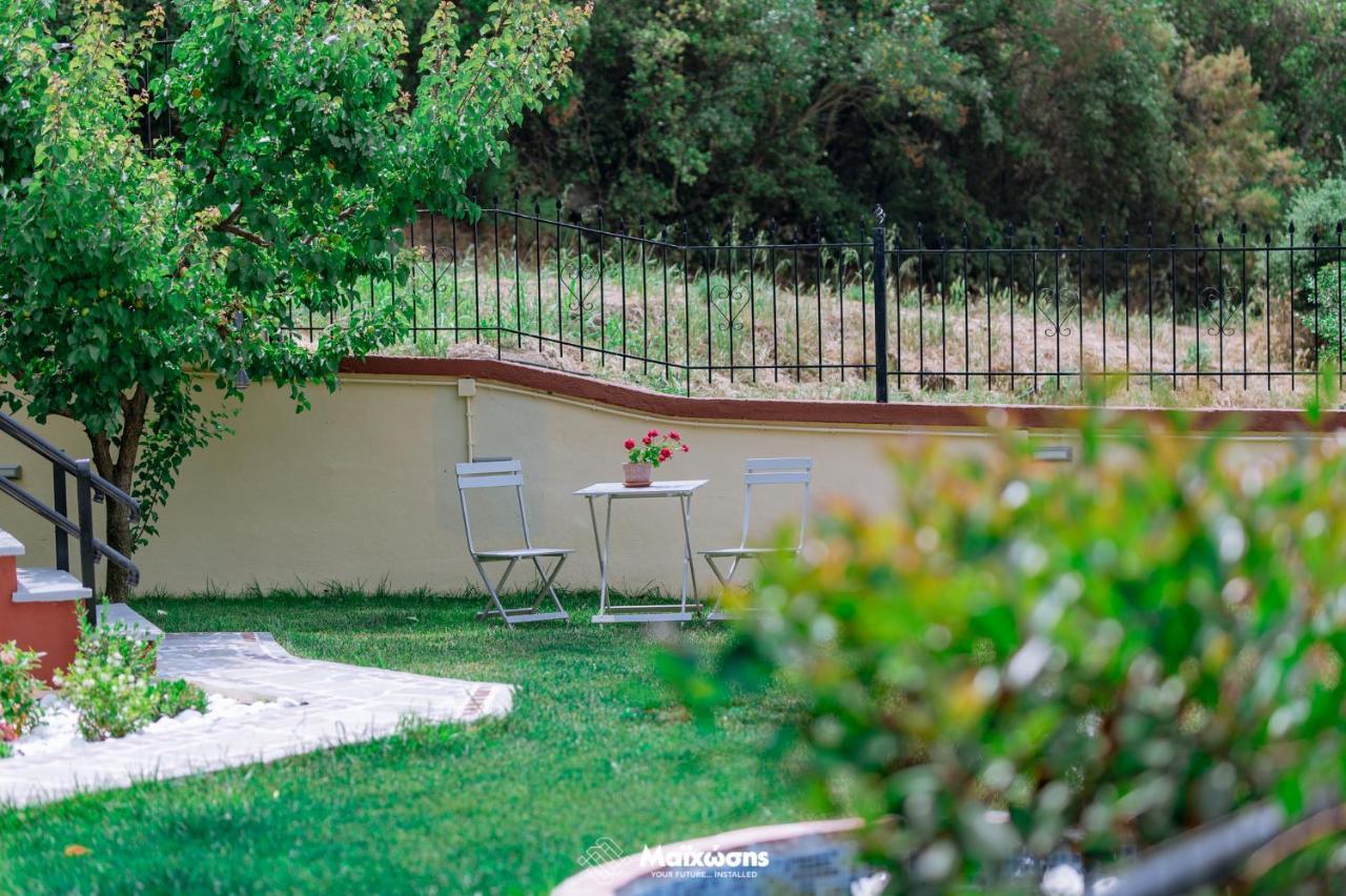 Helianthos Villa - Apartment No4 Palaiontsiflikion Exterior photo